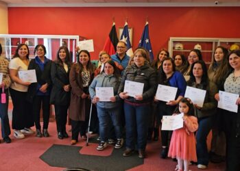 Mujeres Jefas de Hogar dan un paso histórico: se certifican en gasfitería avanzada en Punta Arenas