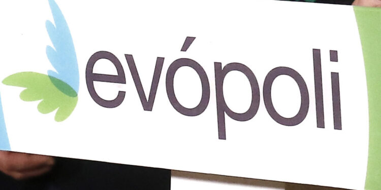 Evópoli descarta disolución y aclara su continuidad legal tras derrota electoral
