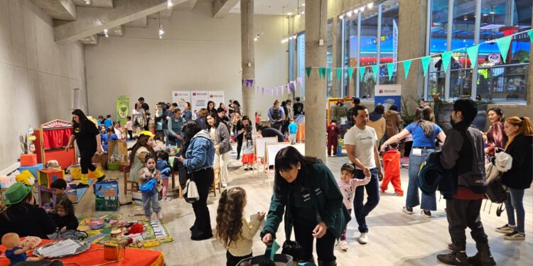 “Expo Integra 2025” llenó de juego, color y educación la Zona Franca de Punta Arenas
