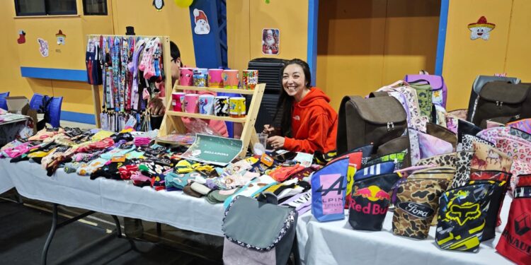 Puerto Natales: Continua la feria Fosis hoy domingo