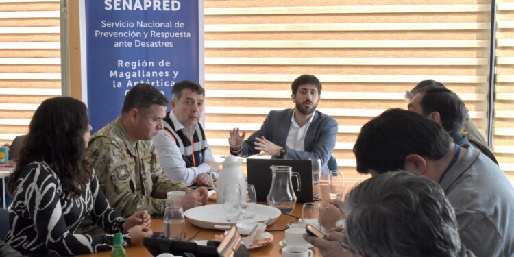 Torres del Paine: autoridades cierran fase de emergencia y mantienen circuito del Macizo Paine suspendido mientras avanzan peritajes e investigaciones