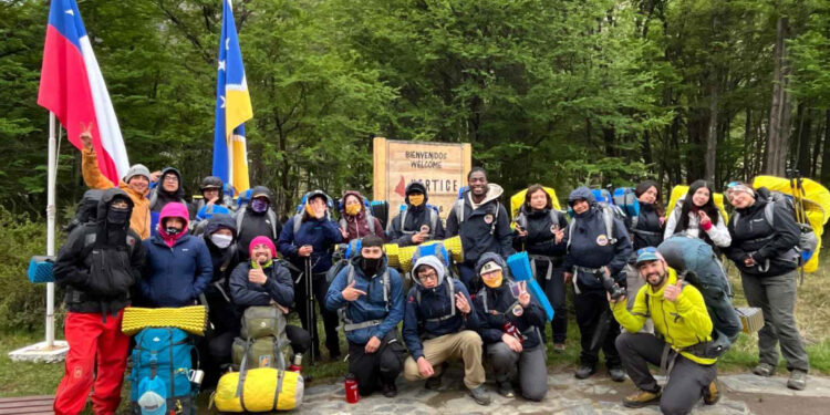 Estudiantes de Puerto Natales viven experiencia práctica en Torres del Paine