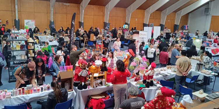 🎅🏼Puerto Natales :  ¡Hoy es el último día de nuestra Expo Navidad 2025! 🎄🎁