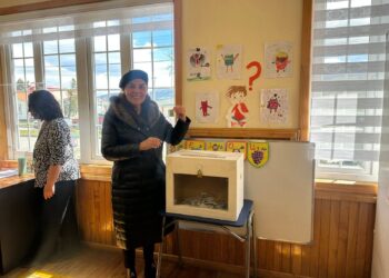 La Alcaldesa Anahí Cárdenas ejerce su derecho al voto en las elecciones presidenciales