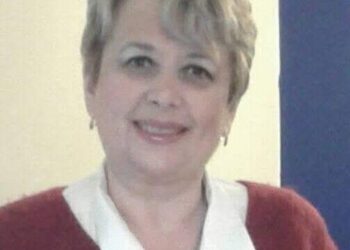 Pongamos esta noche en nuestras oraciones a nuestra querida amiga y vecina, Carmen Trutanic.