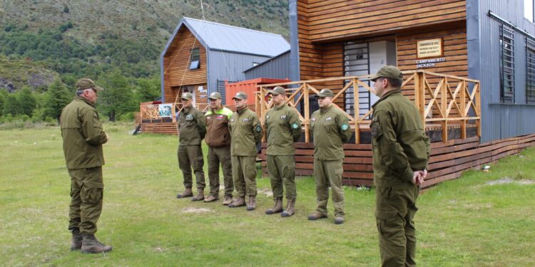 Carabineros reactiva la Avanzada Temporal Lago Dickson para reforzar la seguridad en Torres del Paine