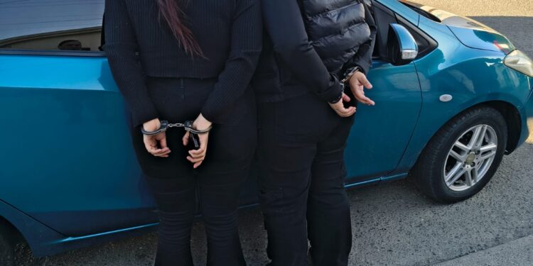 Dos mujeres detenidas por porte ilegal de estupefacientes y positivo en consumo de marihuana