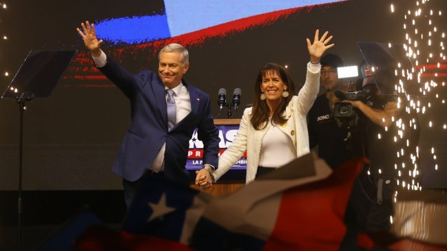 José Antonio Kast promete “restablecer el respeto a la ley” en su primer discurso como Presidente electo