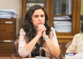 “Informar despidos en Navidad es una imprudencia”: Diputada Morales sobre educación