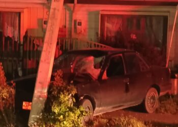 Conductor ebrio provoca grave atropello, choca poste .Víctima falleció en Punta Arenas