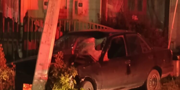 Conductor ebrio provoca grave atropello, choca poste .Víctima falleció en Punta Arenas