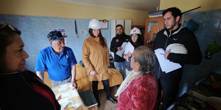 $131 millones invierte el Gobierno en Natales para mejorar la calidad de vida de personas mayores.