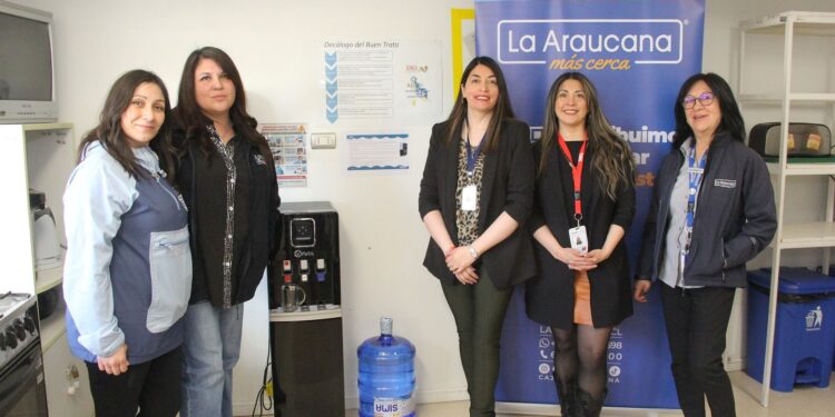 Junji Magallanes implementa dispensadores de agua purificada para fortalecer la salud y el bienestar laboral