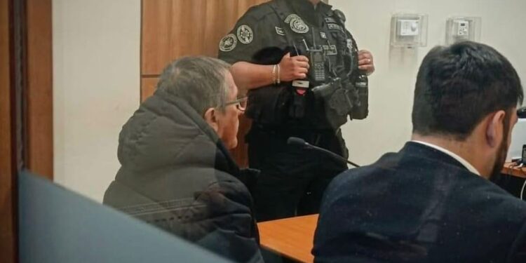 Fiscalía solicita arraigo regional y 90 días de investigación por grave colisión entre taxi y motocicleta