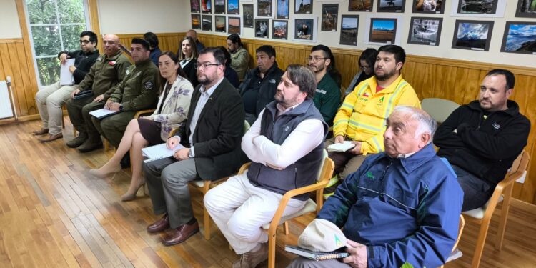 Municipio de Torres del Paine refuerza medidas preventivas ante aumento de emergencias en plena temporada estival