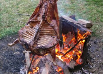Convocan a equipos de Punta Arenas para gran asado internacional en Río Grande