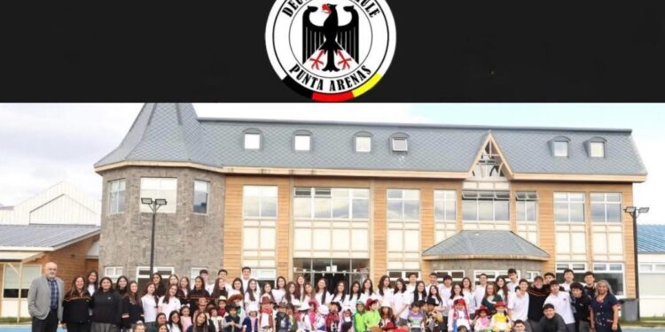 Deutsche Schule de Punta Arenas destaca a estudiantes por sobresalientes resultados en la PAES 2025