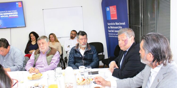 Servicio de Reinserción Social Juvenil  a un año de su instalación convoco a los medios de comunicación.