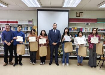 DPP DE ÚLTIMA ESPERANZA RECONOCE A ESTUDIANTES DE LICEOS PÚBLICOS DE PUERTO NATALES  PUNTAJES EN LA PAES