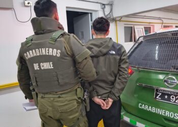 3 sujetos fueron detenidos por homicidio frustrado a carabinero en servicio.