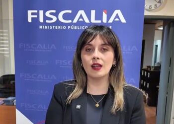 Detienen a sujeto sorprendido al interior de domicilio en habitación de menor de edad