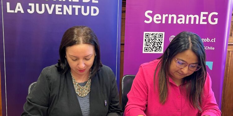 INJUV y SERNAMEG sellan alianza estratégica para fortalecer el liderazgo juvenil y prevenir la violencia de género en Magallanes