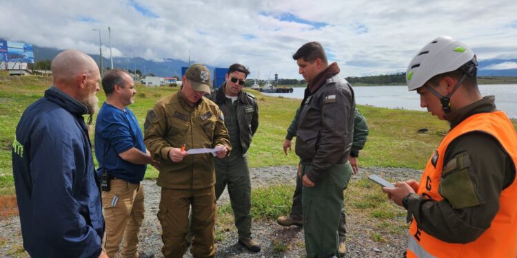 Rescate exitoso en Dientes de Navarino dos excursionistas fueron hallados en buen estado de salud