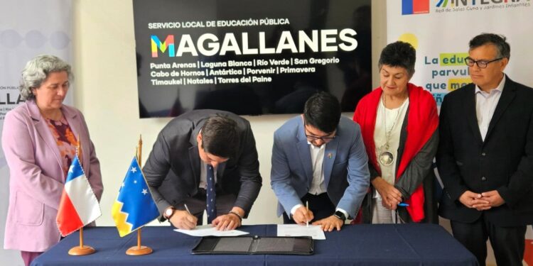 SLEP Magallanes y Fundación Integra firman convenio para fortalecer la transición educativa y prácticas profesionales en educación parvularia