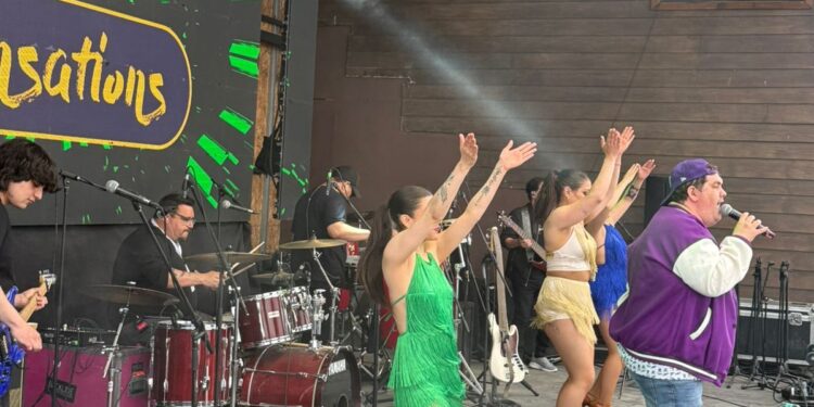 Festival de la Esquila cerró con histórica convocatoria y dos jornadas de música, tradiciones y cultura en Laguna Blanca