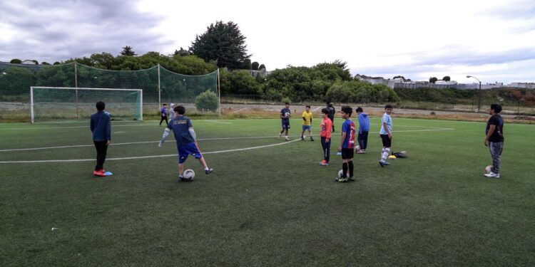 Municipalidad de Punta Arenas dio inicio a las Escuelas y Talleres de Verano 2026 con más de mil cupos gratuitos