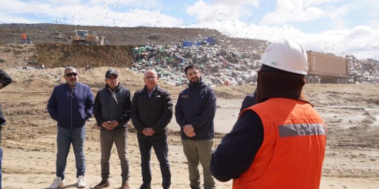 Concejales alertan riesgo de crisis sanitaria tras visita inspectiva al vertedero municipal de Punta Arenas