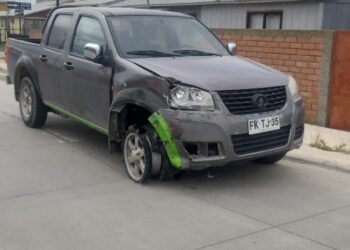 Con daños apareció camioneta robada.