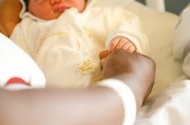 Sexo femenino es la primera magallánica nacida en este 2026 en el hospital clínico.