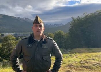 Gope de carabineros en coordinación con Senapred, rescataron a turista desde Dientes de Navarino.