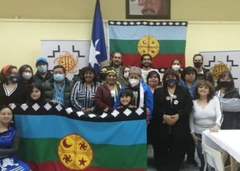 AGRUPACIÓN “WILLI ANTU” DE PUERTO NATALESAl rescate y proyección de la cultura ancestral, dirigida por Teresa del Carmen Caipillan.