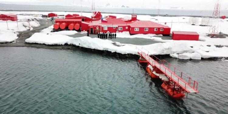 Base naval Antártica “CAPITÁN ARTURO PRAT” cumple 79, fundada en 1947