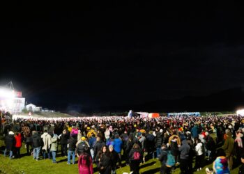 Más de 10 mil personas dieron vida a la Fiesta a la Chilena en Torres del Paine