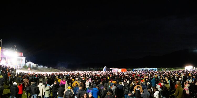 Más de 10 mil personas dieron vida a la Fiesta a la Chilena en Torres del Paine