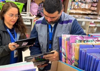 Sernac fiscalizó librerías en Magallanes ante el inicio del año escolar, además lanzo la plataforma «Cotizador de Útiles y Uniformes Escolares 2026».
