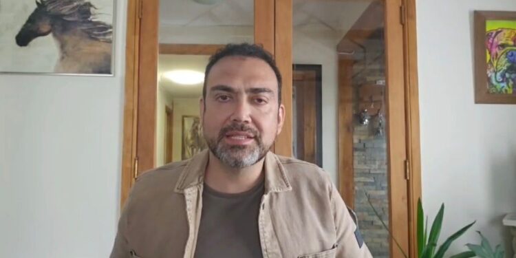 Senador Karim Bianchi exige pago íntegro de asignación de zona a asistentes de la educación en Magallanes