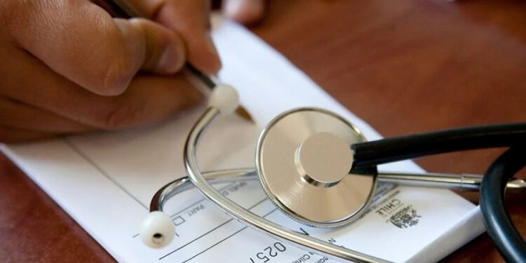 Millonario gasto sin sanciones claras con una mínima cifra de destituciones por uso irregular de licencias médicas