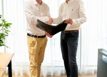 HIF Global y German eFuel One firman acuerdo preliminar de compra de e-Metanol. El acuerdo contempla el suministro anual de 100.000 toneladas.