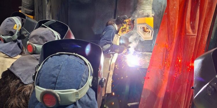 Más de 100 postulantes para programa de soldadura avanzada con estándar internacional en Magallanes