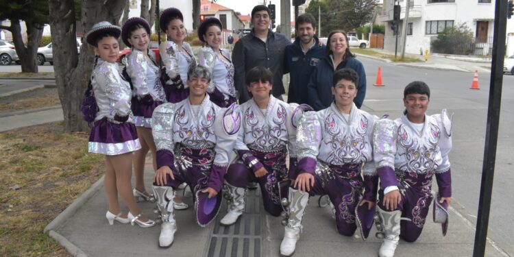 Injuv festejo su aniversario con “Vive Juventudes” en Plaza Sampaio, música urbana, K-pop, breakdance, jazz, canto, coreografías, muestras folclóricas y exhibiciones deportivas.