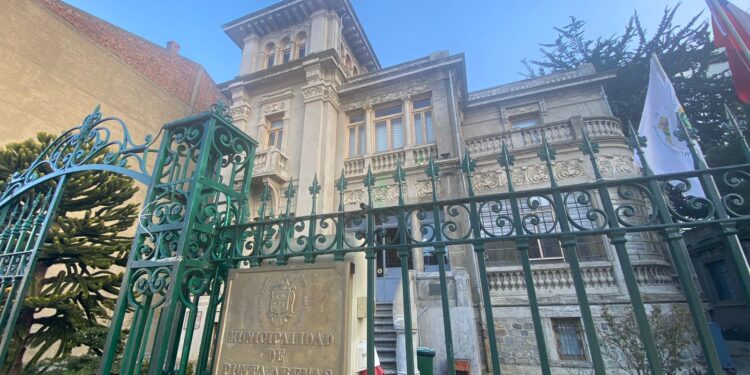 Municipalidad de Punta Arenas inició proceso participativo del PLADECO 2026–2030 con encuesta online, para mayores de 18 años.