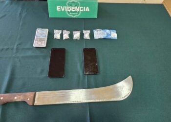 Carabineros incauta cocaína y machete tras fiscalización vehicular en Punta Arenas