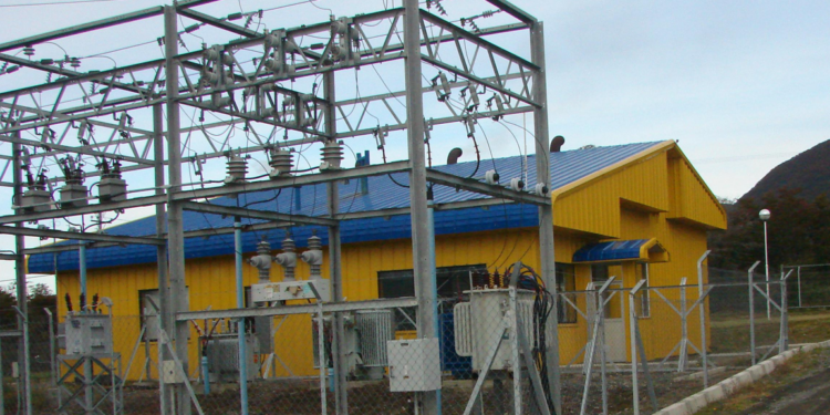 EDELMAG despliega equipo especializado a Puerto Williams tras corte de suministro eléctrico