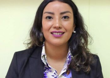 Delegada presidencial de Magallanes realiza visita a la Antártica y refuerza presencia del Estado chileno