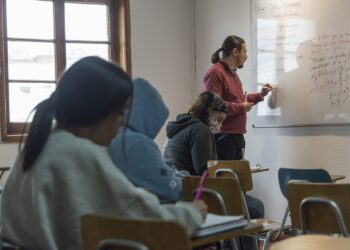 Preuniversitario Popular «La Idea» abre inscripciones para su 13ª versión en Punta Arenas.