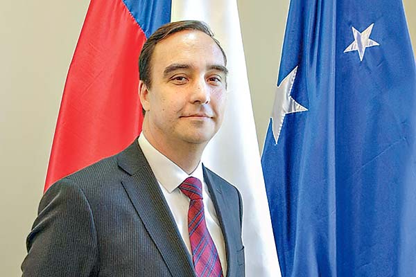 Indignación por cierre de jardín infantil en Punta Arenas ,59 niños debieron ser trasladados por contaminación con aguas servidas